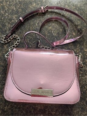 Steve Madden Melodie crossbody bag in metallic pink